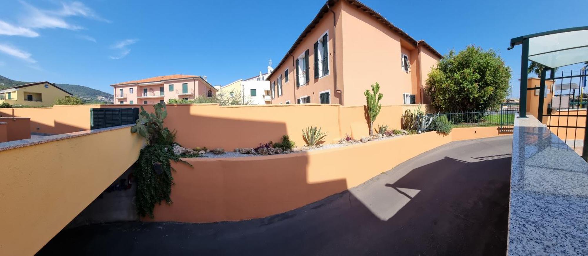 Appartamento La Casa Di Freddy Loano Exterior foto